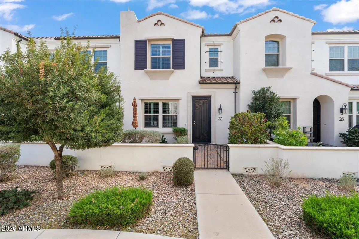 2477 W MARKET Place 27, Chandler, AZ 85248