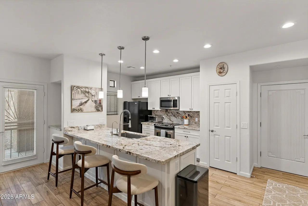 11500 E COCHISE Drive 1071, Scottsdale, AZ 85259